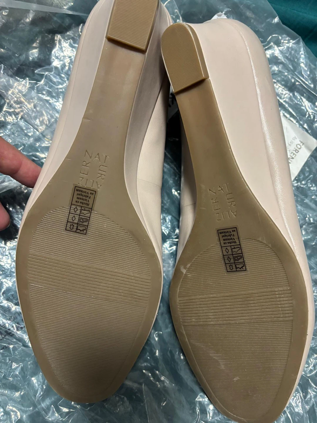 Naturalizer Beige Wedge Shoes - Size 8 - photo 2