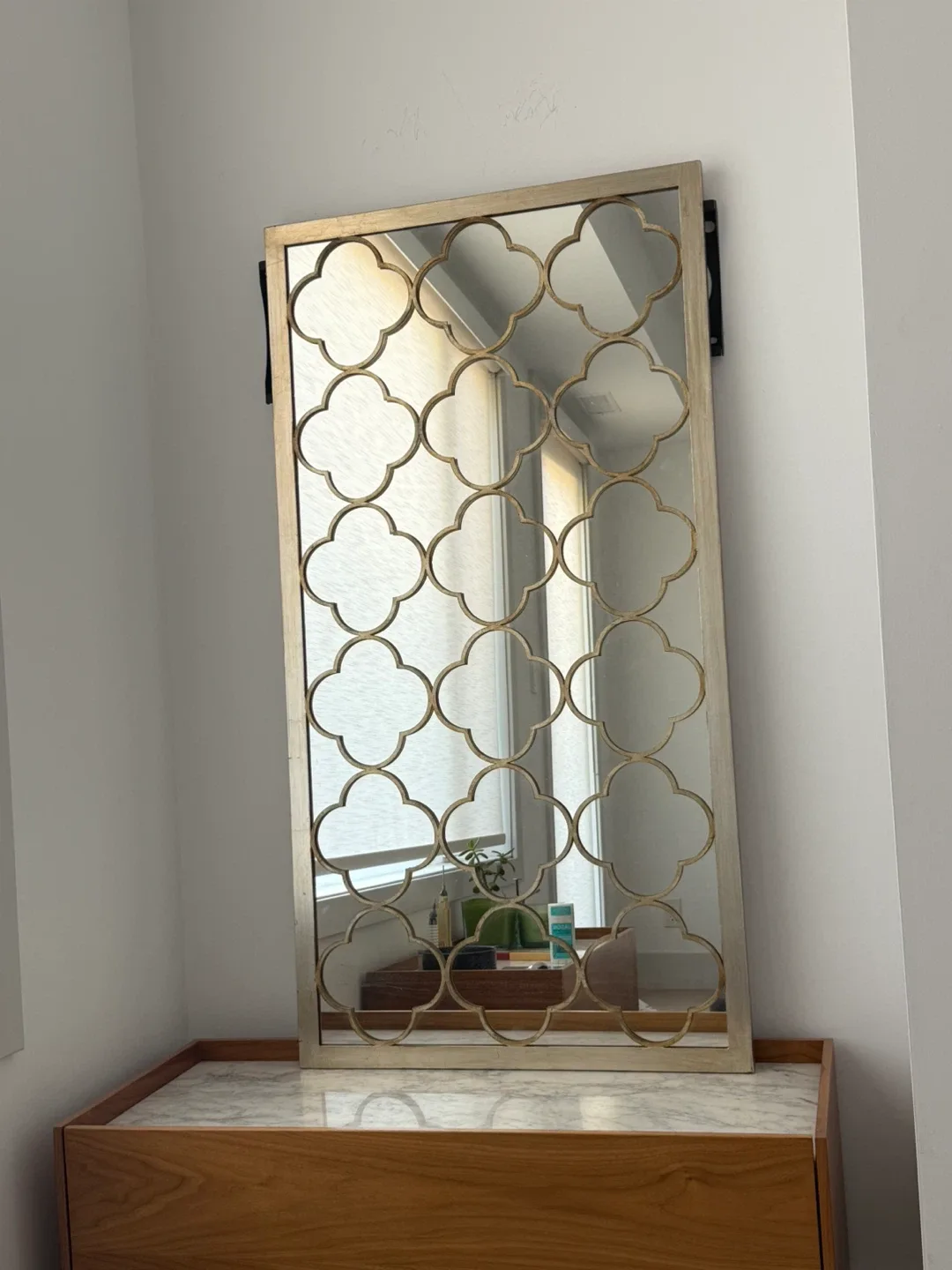 Gold Decorative Wall Mirror image indicator(4)