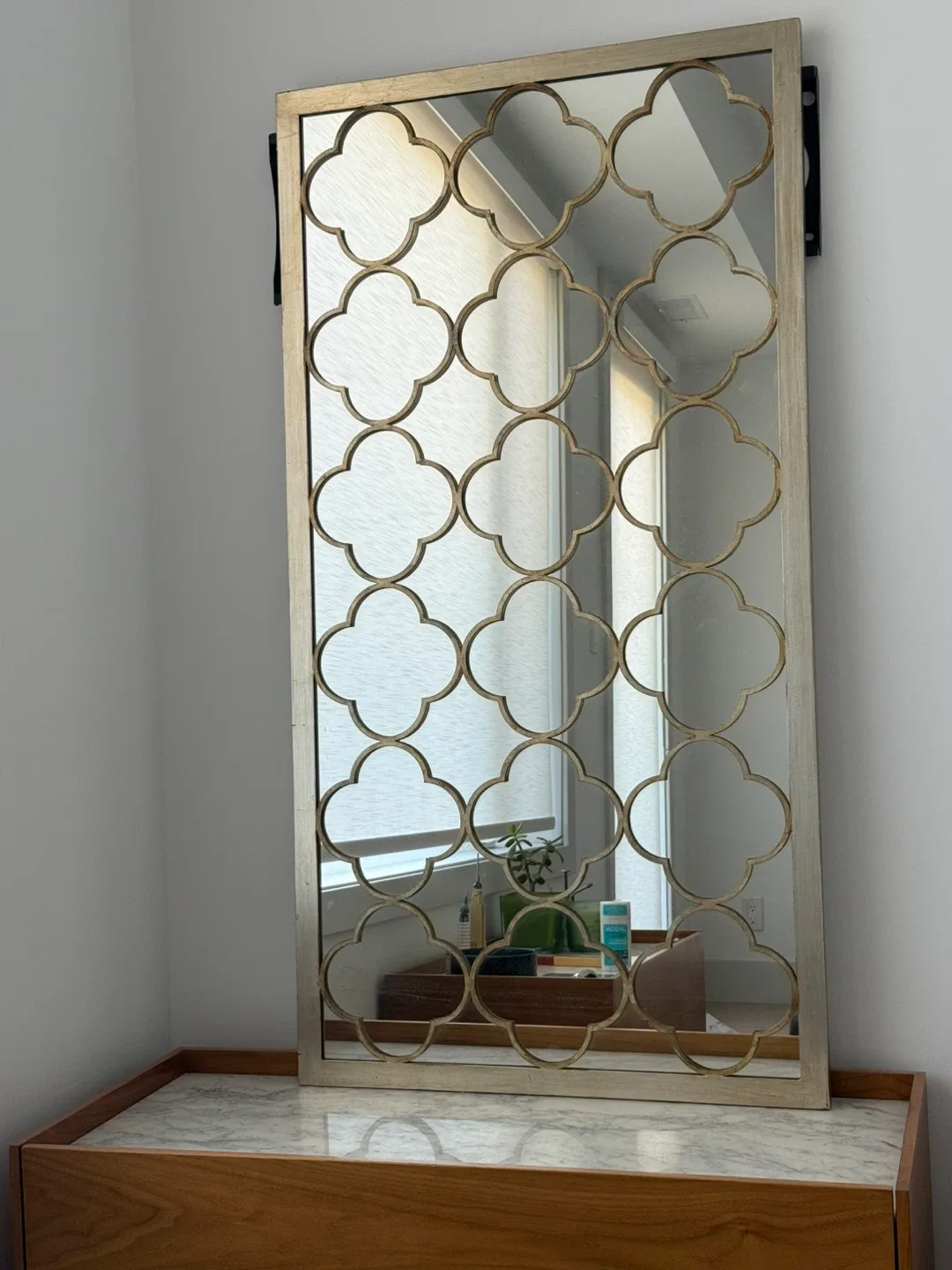 Gold Decorative Wall Mirror image indicator(3)