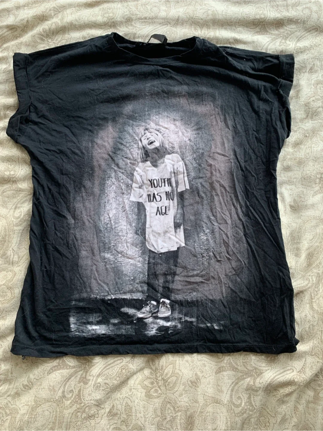 Zara Black Graphic T-Shirt - Size S thumbnail