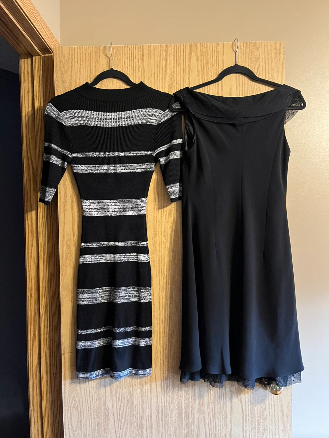 LADIES DRESSES (Size Medium & Size 8) - photo 2