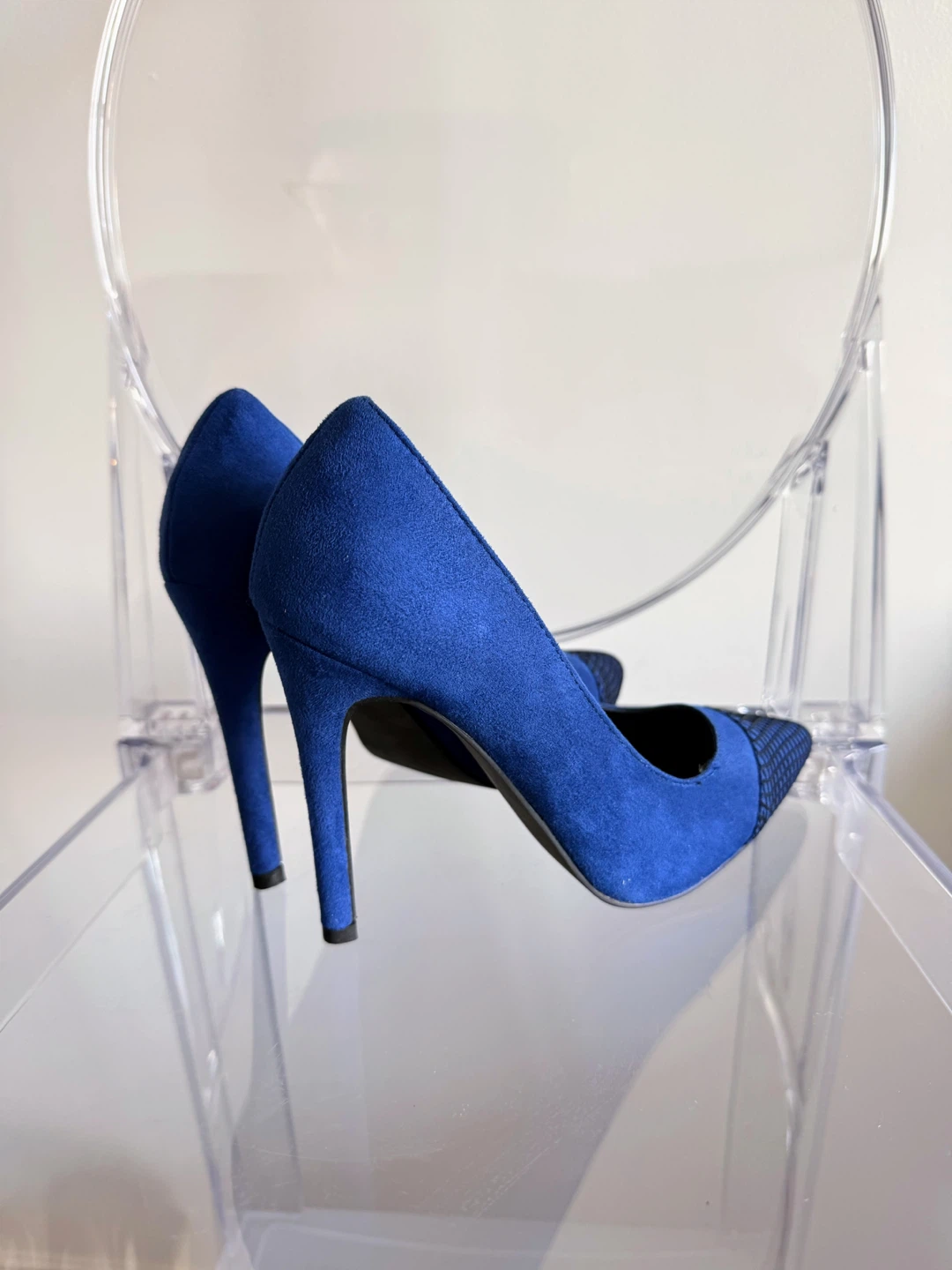 Blue Suede Pumps Size 8 - photo 3