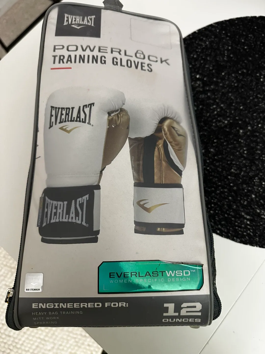Everlast Powerlock 12oz Training Gloves - White/Gold image indicator(2)