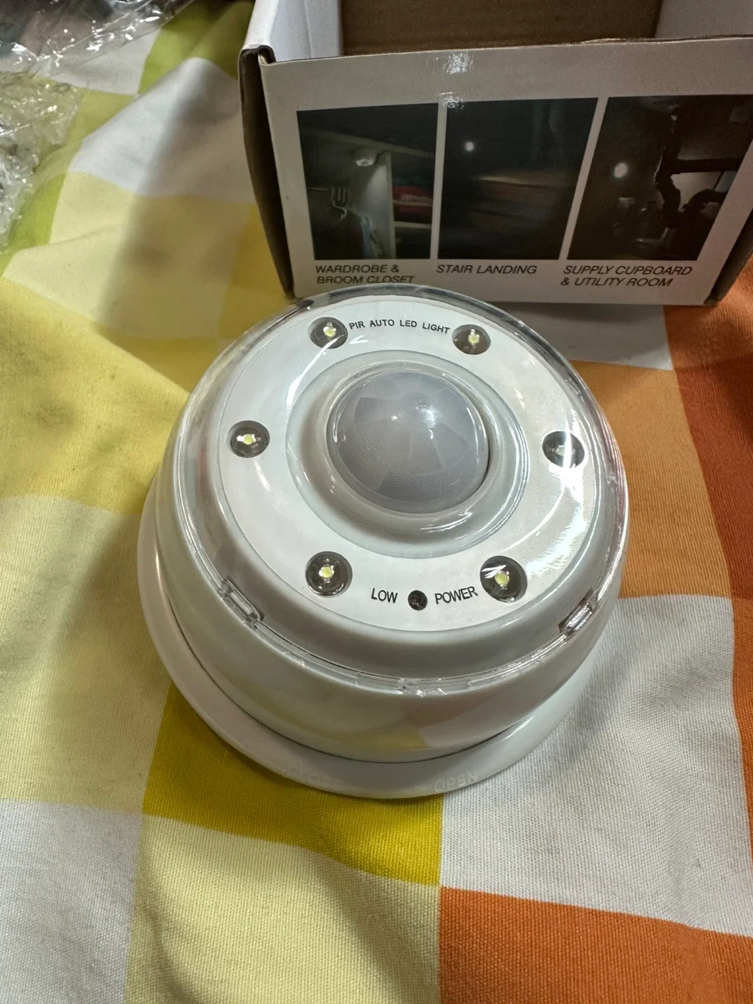 Chestnut Tools LED Light with Motion Detection image indicator(2)