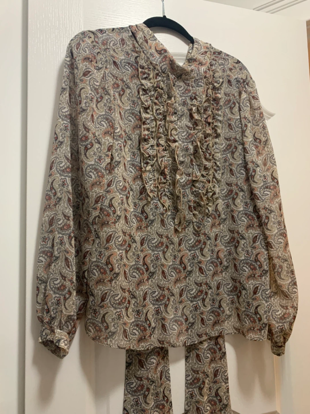 Patterned Long Sleeve Blouse - photo 3