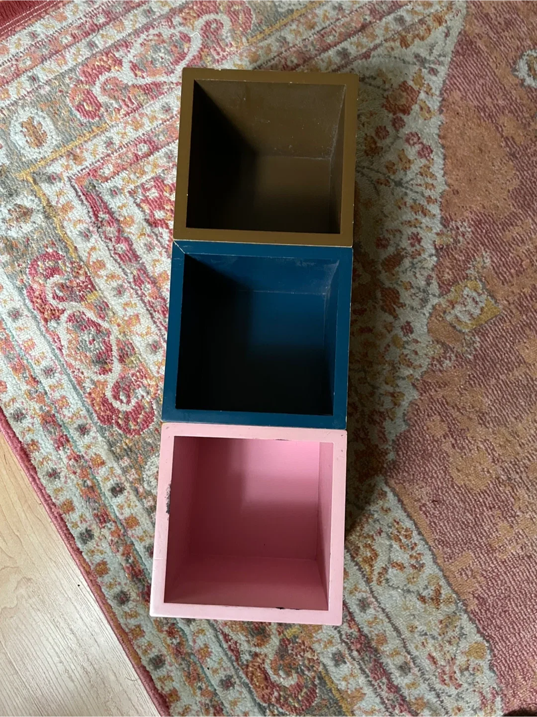 Magnetic stacking boxes. image indicator(6)