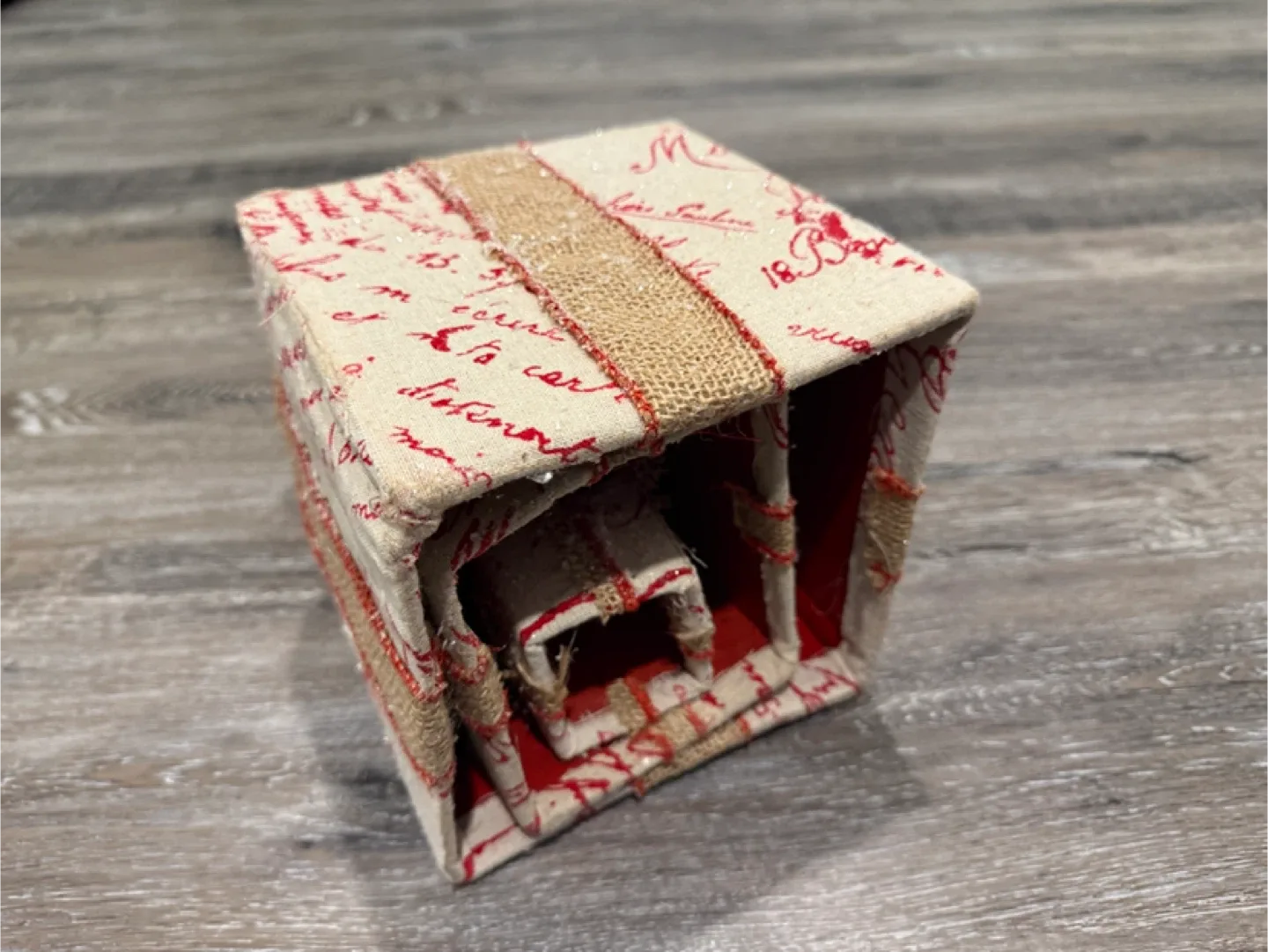 Decorative Christmas Gift Boxes - Set of 3 image indicator(2)