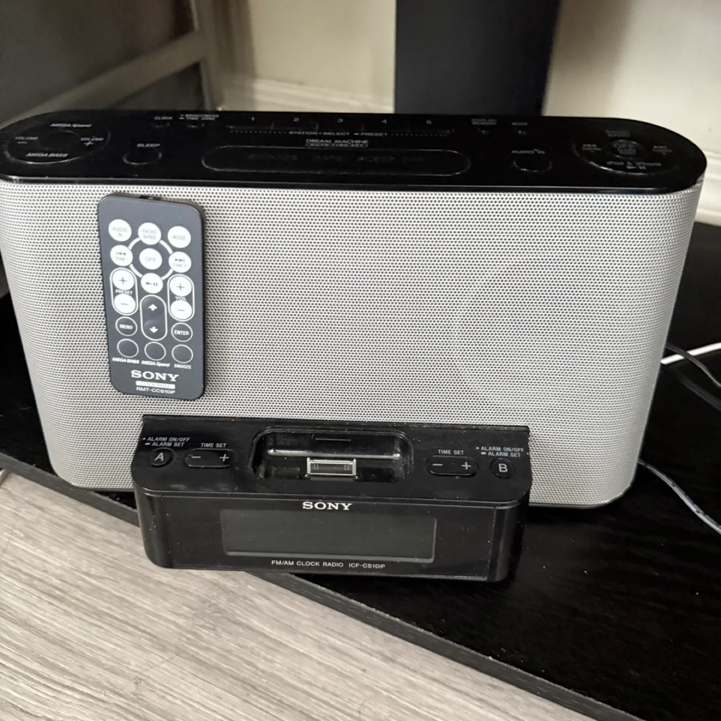 Sony Dream Machine ICF-CS10iP Clock Radio
