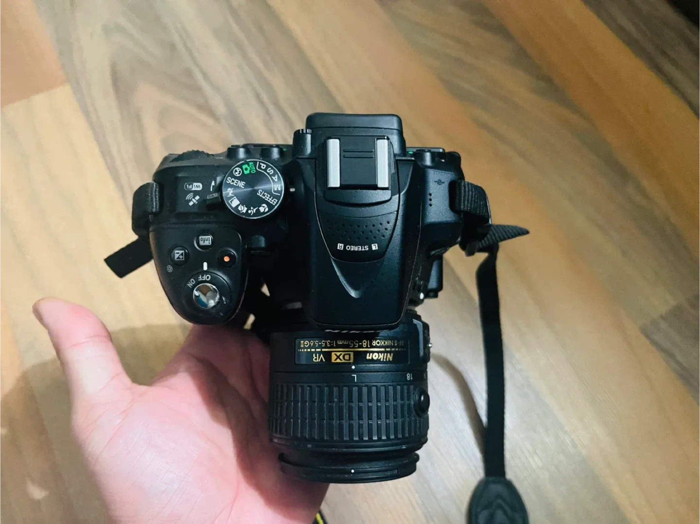 Nikon D5300 DSLR Camera with 18-55mm Lens image indicator(4)