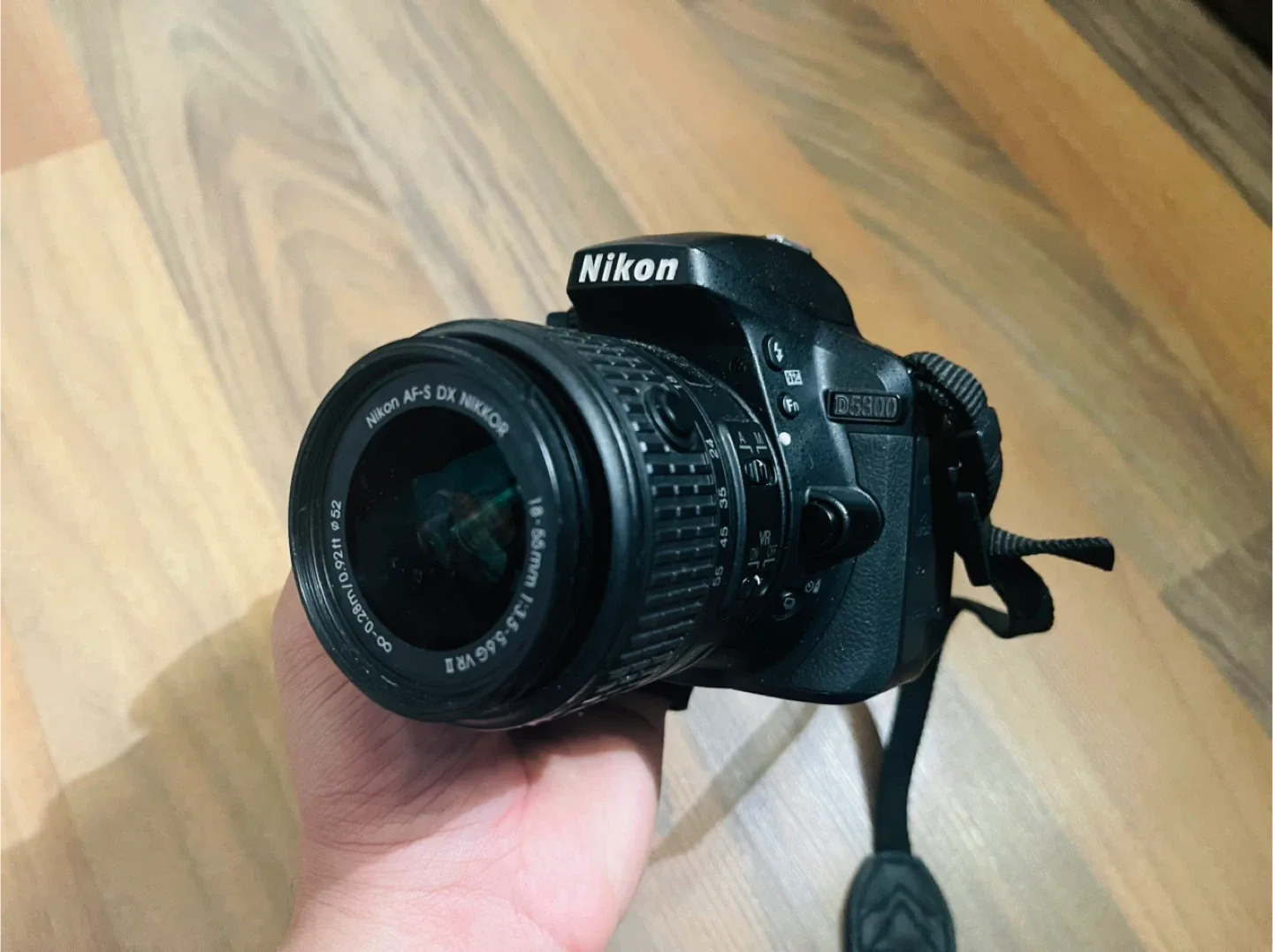 Nikon D5300 DSLR Camera with 18-55mm Lens image indicator(2)