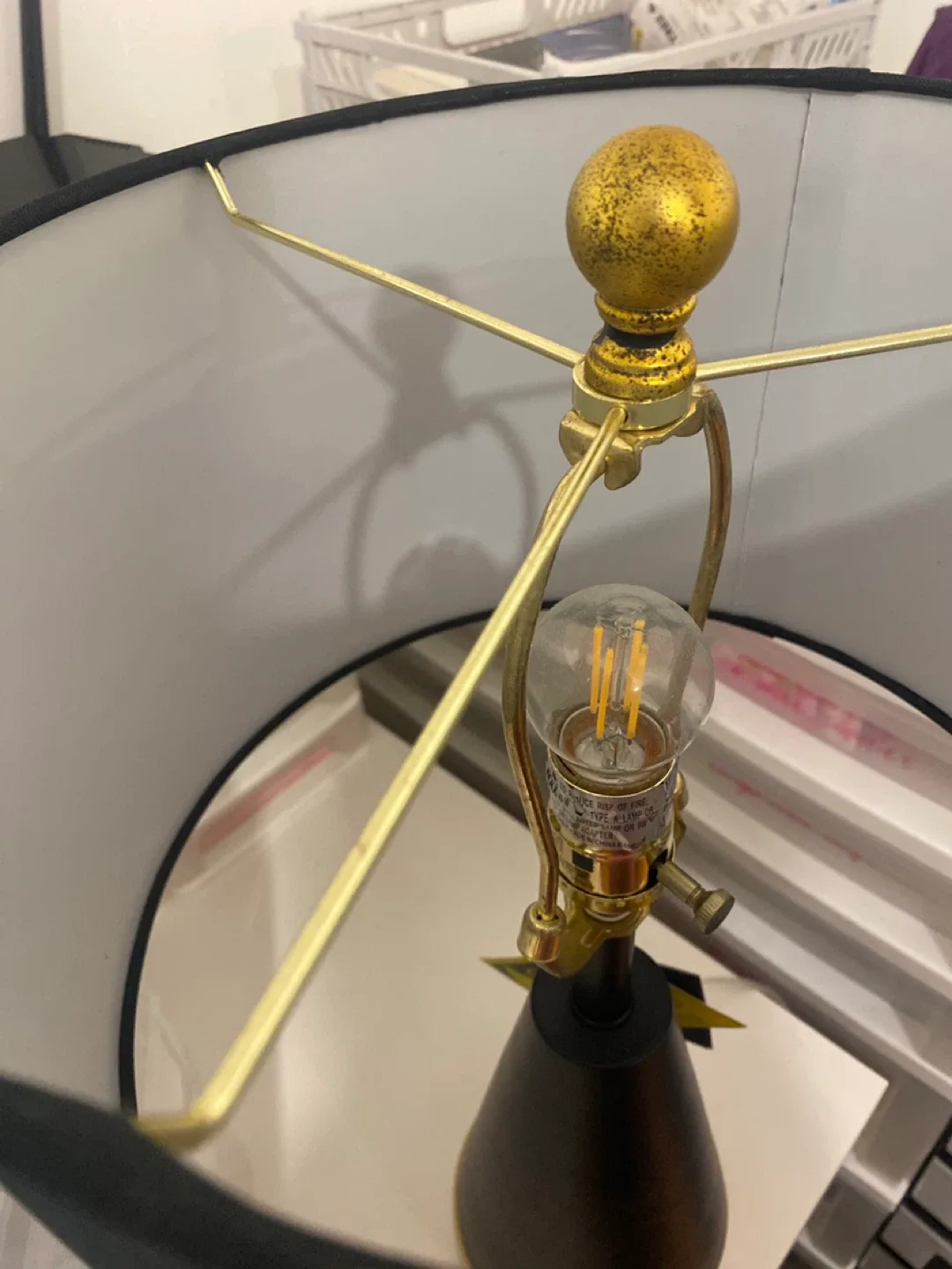 Safavieh Lighting Collection Table Lamp image indicator(2)