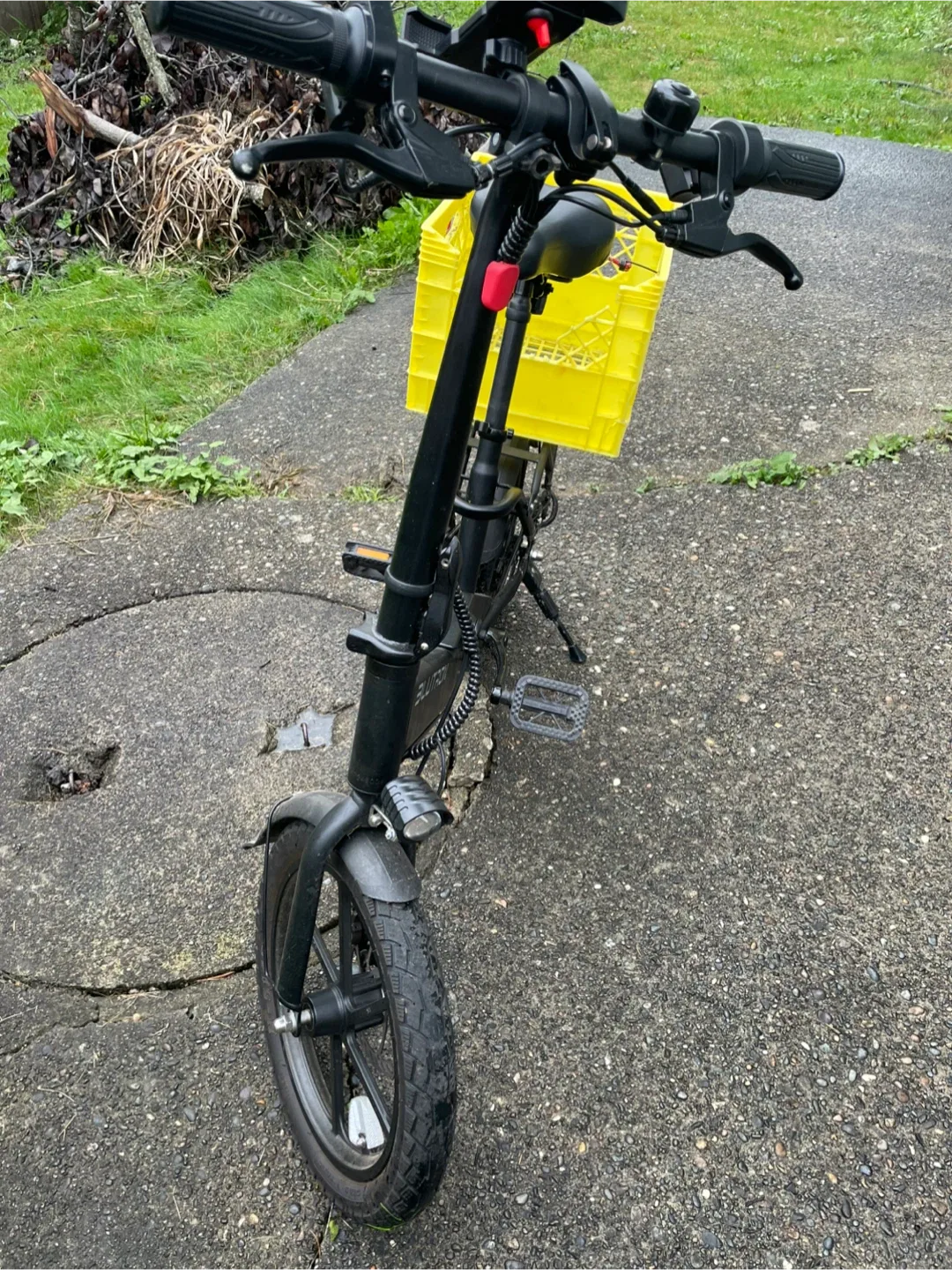 Blutron E-Bike with Yellow Crate image indicator(7)