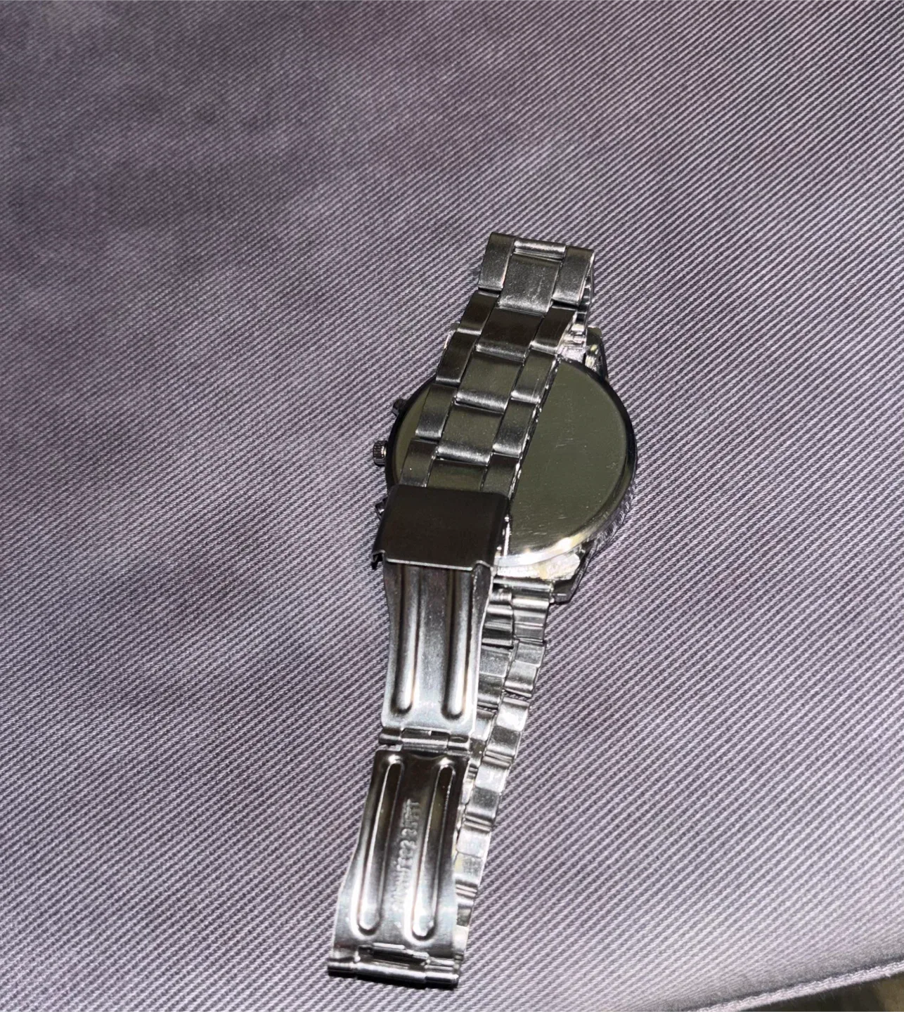 Geneva Silver Chronograph Watch image indicator(2)