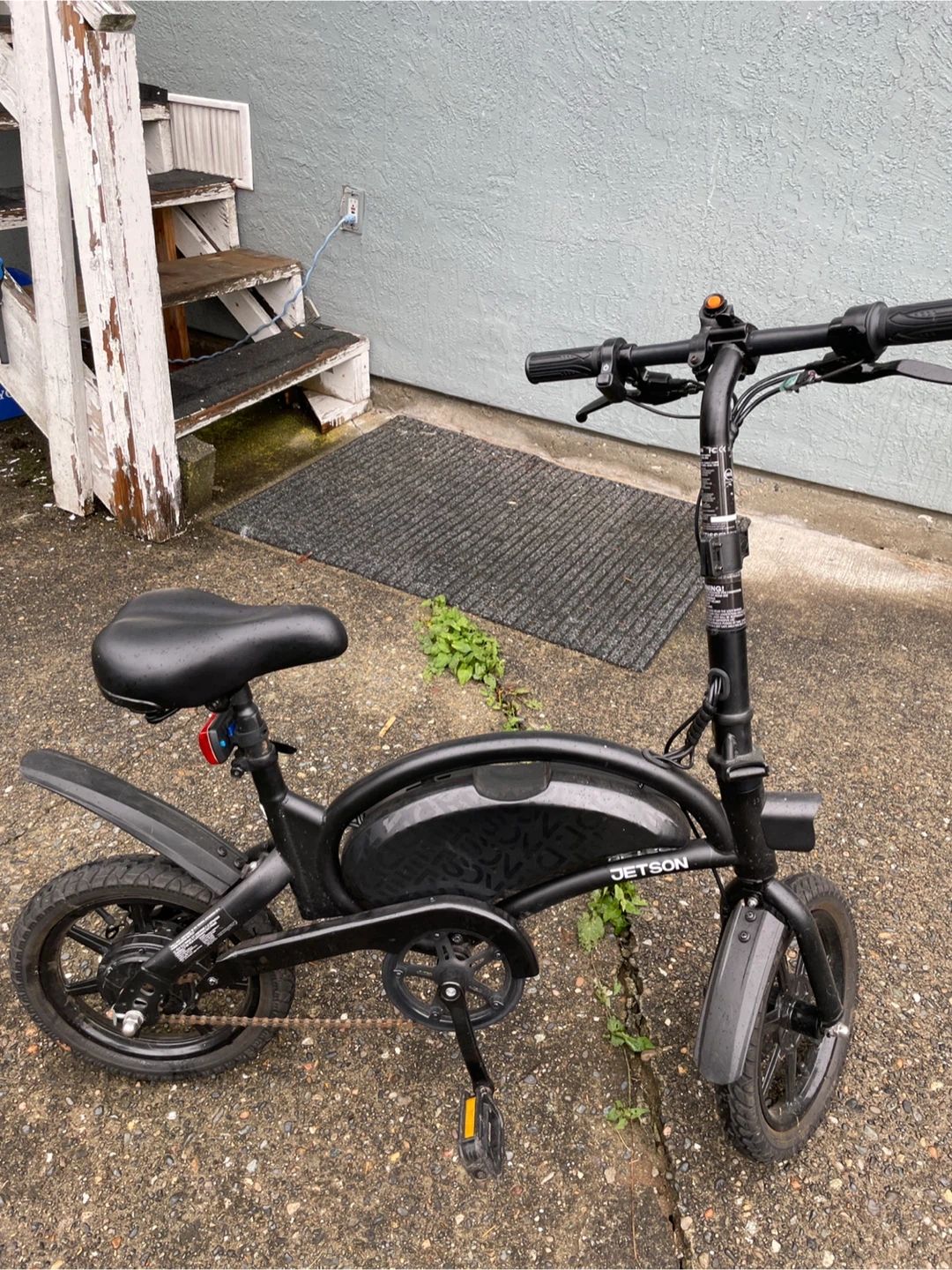 Jetson Bolt Folding E-Bike - Great Condition! - photo 3