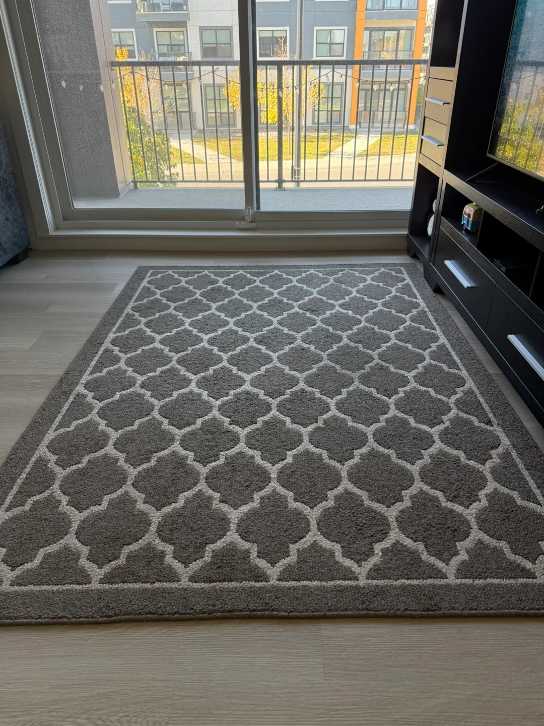 Grey Patterned Area Rug - 84 x 60 inches - photo 2