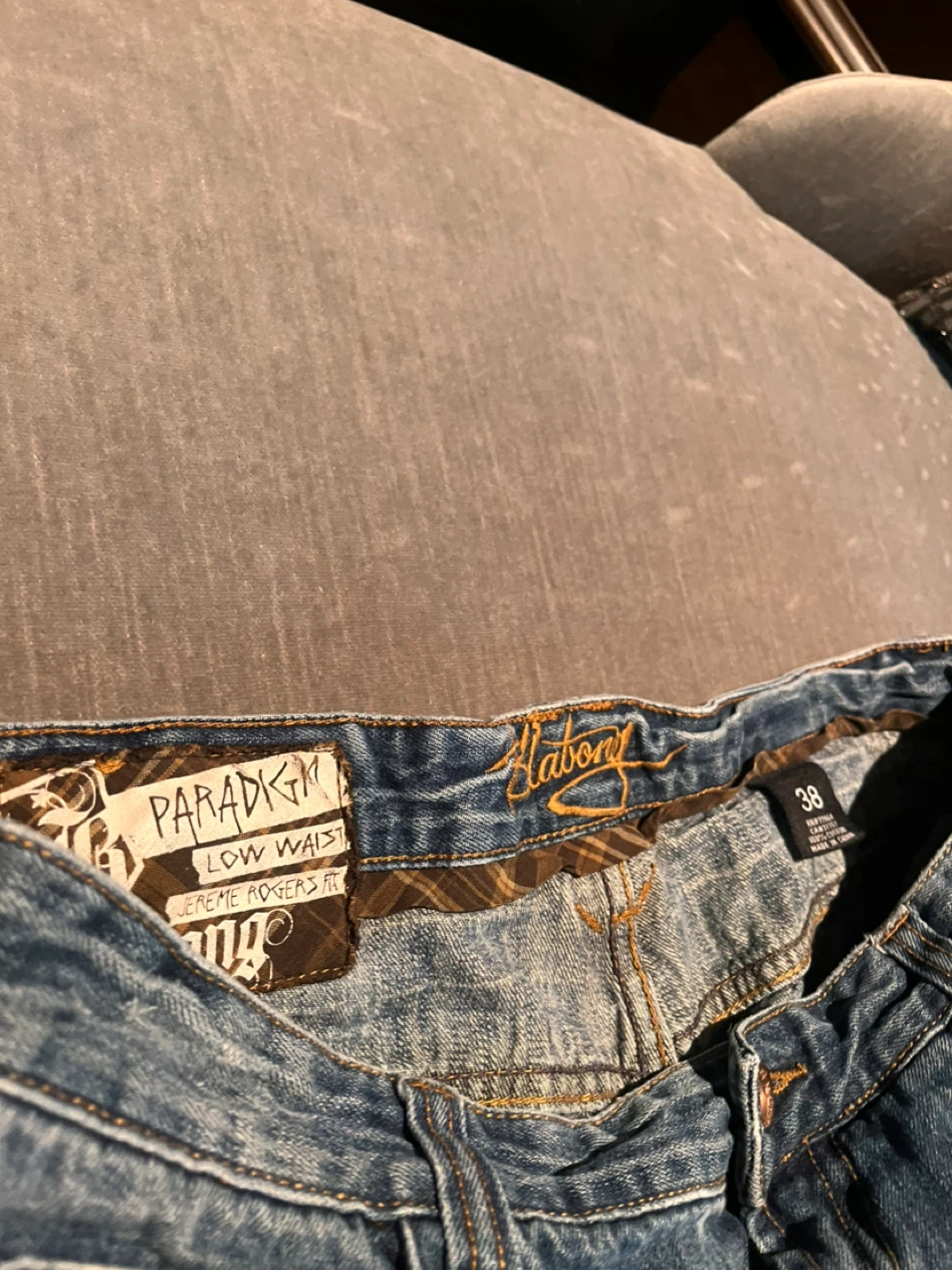 Billabong Paradigm Low Waist Jeans - Size 38 - photo 2