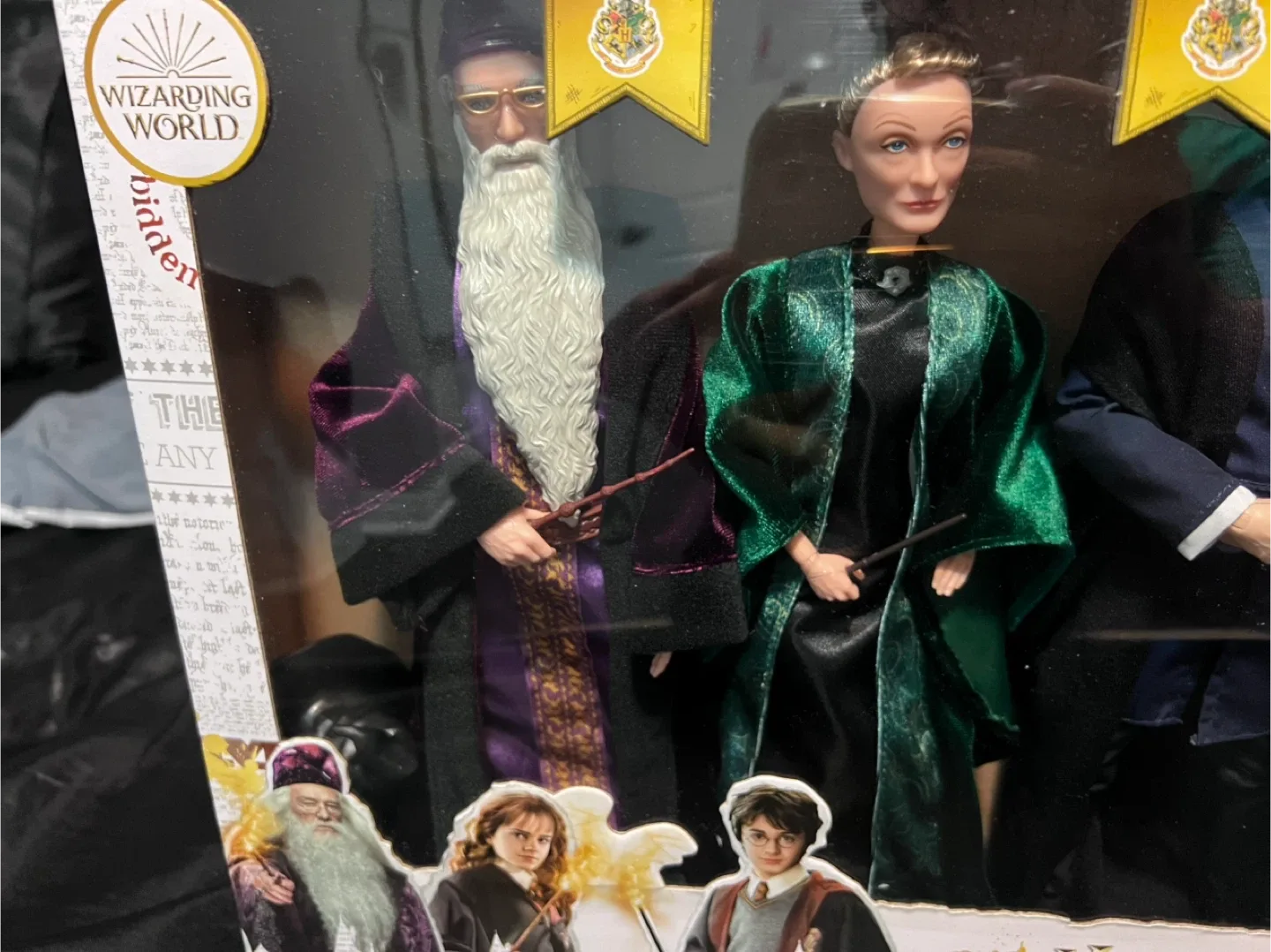 Mattel Harry Potter Wizarding World Collector Dolls Set image indicator(2)