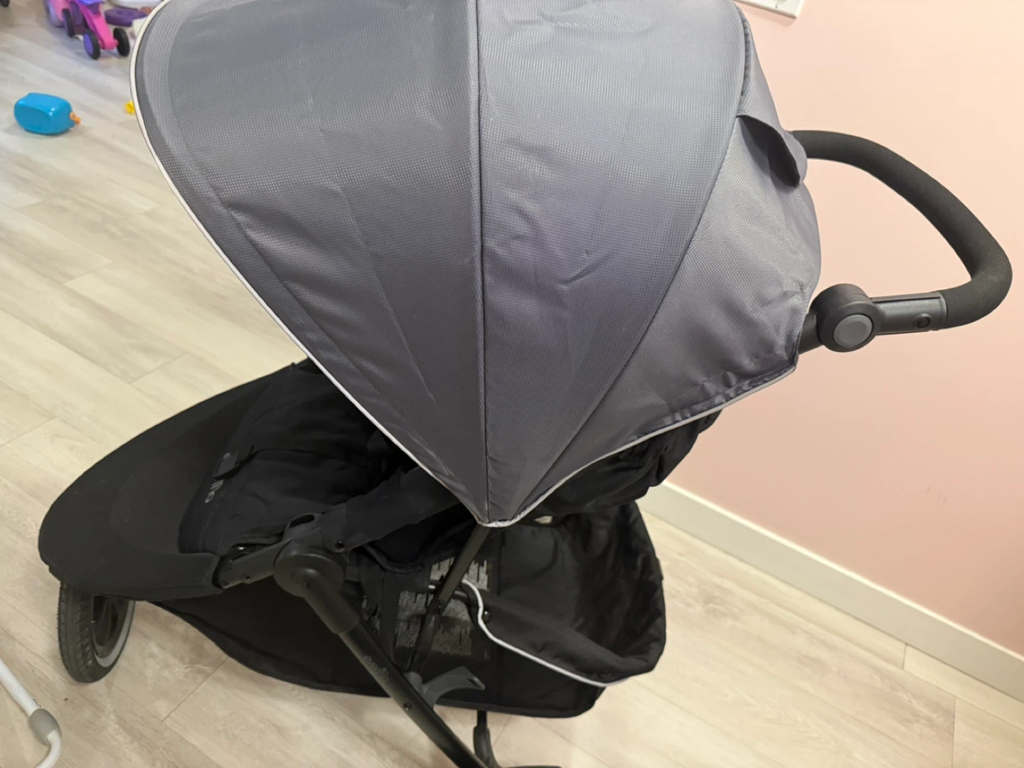 Evenflo Stroller - Black and Grey - photo 4