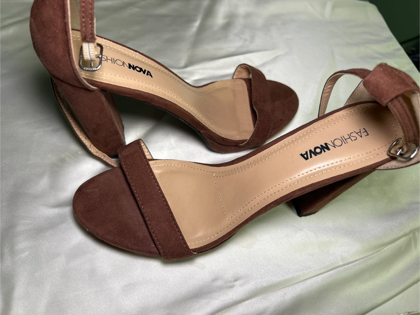 Fashion Nova Brown Heels - Size 8 - photo 2