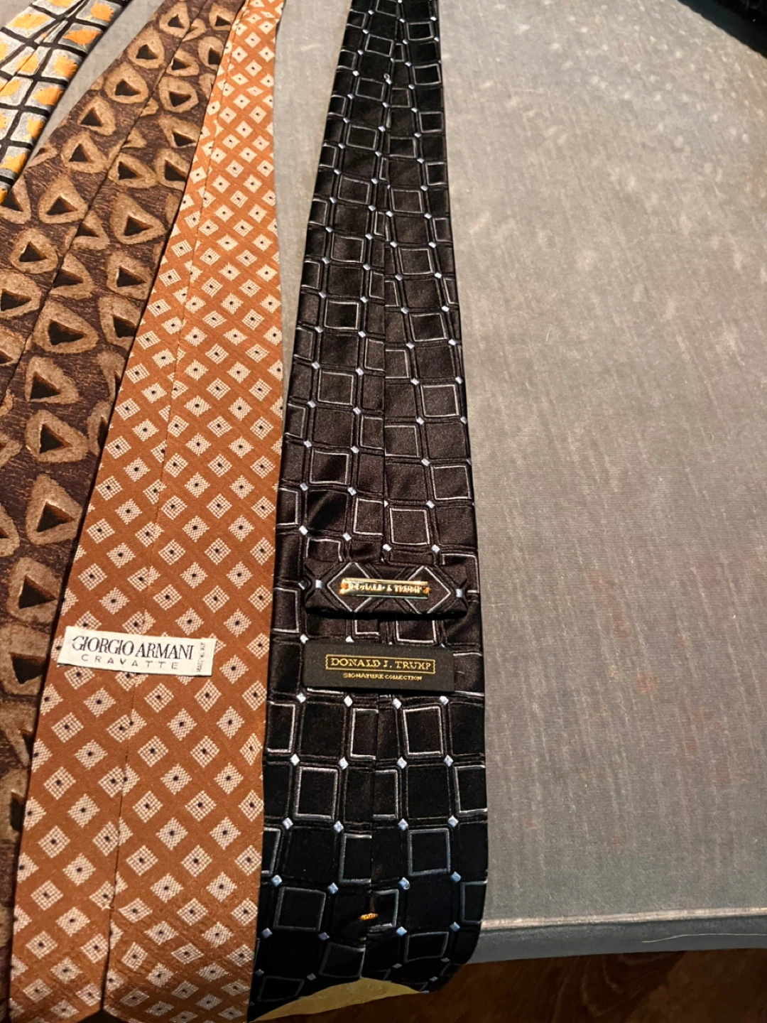 Designer Ties - Giorgio Armani, Donald Trump - photo 5