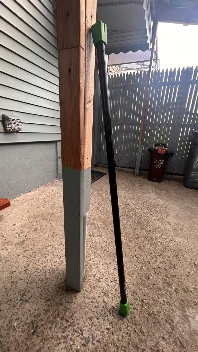 Yes4All 4.5KG Black/Green Weighted Bar image indicator(2)