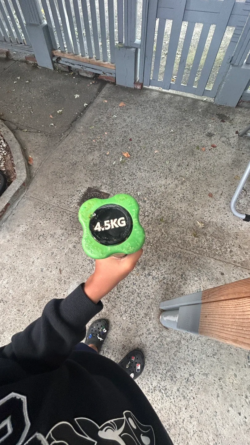 Yes4All 4.5KG Black/Green Weighted Bar image indicator(5)