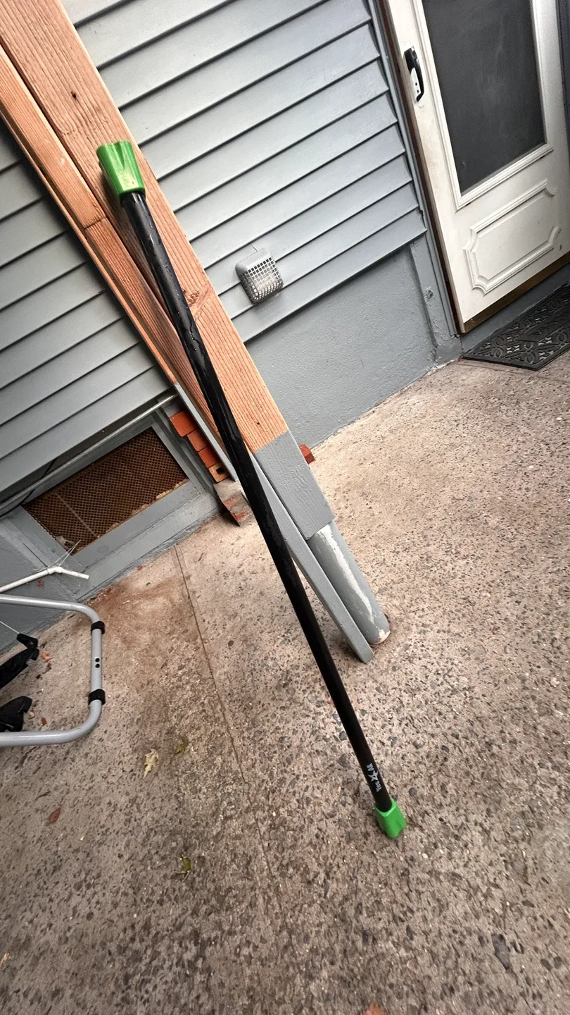 Yes4All 4.5KG Black/Green Weighted Bar image indicator(7)