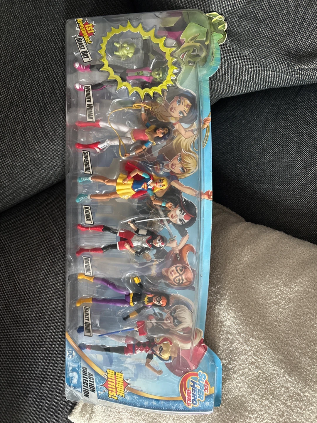 DC Super Hero Girls Action Collection - Unique Outfits!