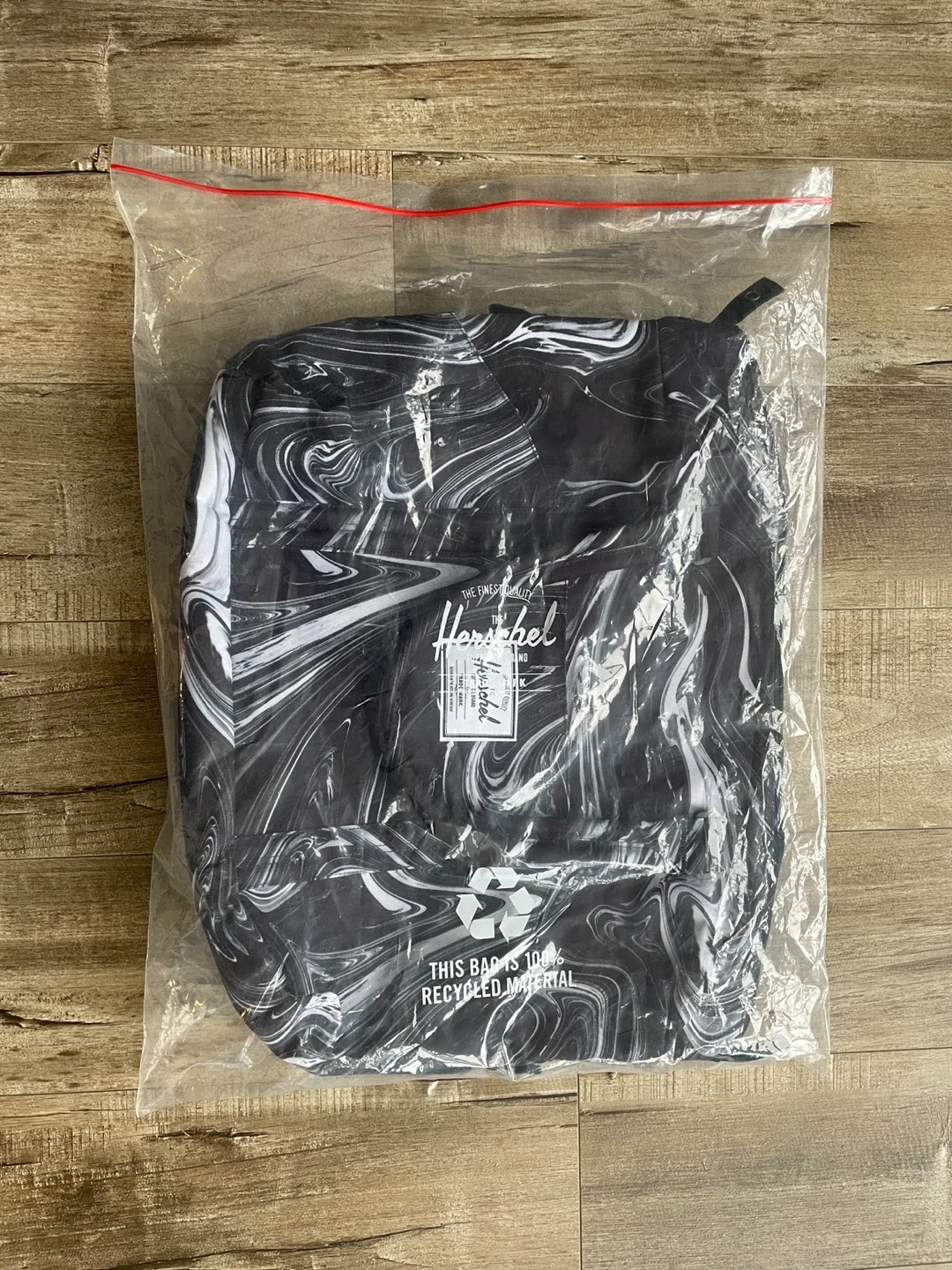 BRAND NEW 🥕 Herschel Strand Duffle Bag 28.5L image indicator(4)