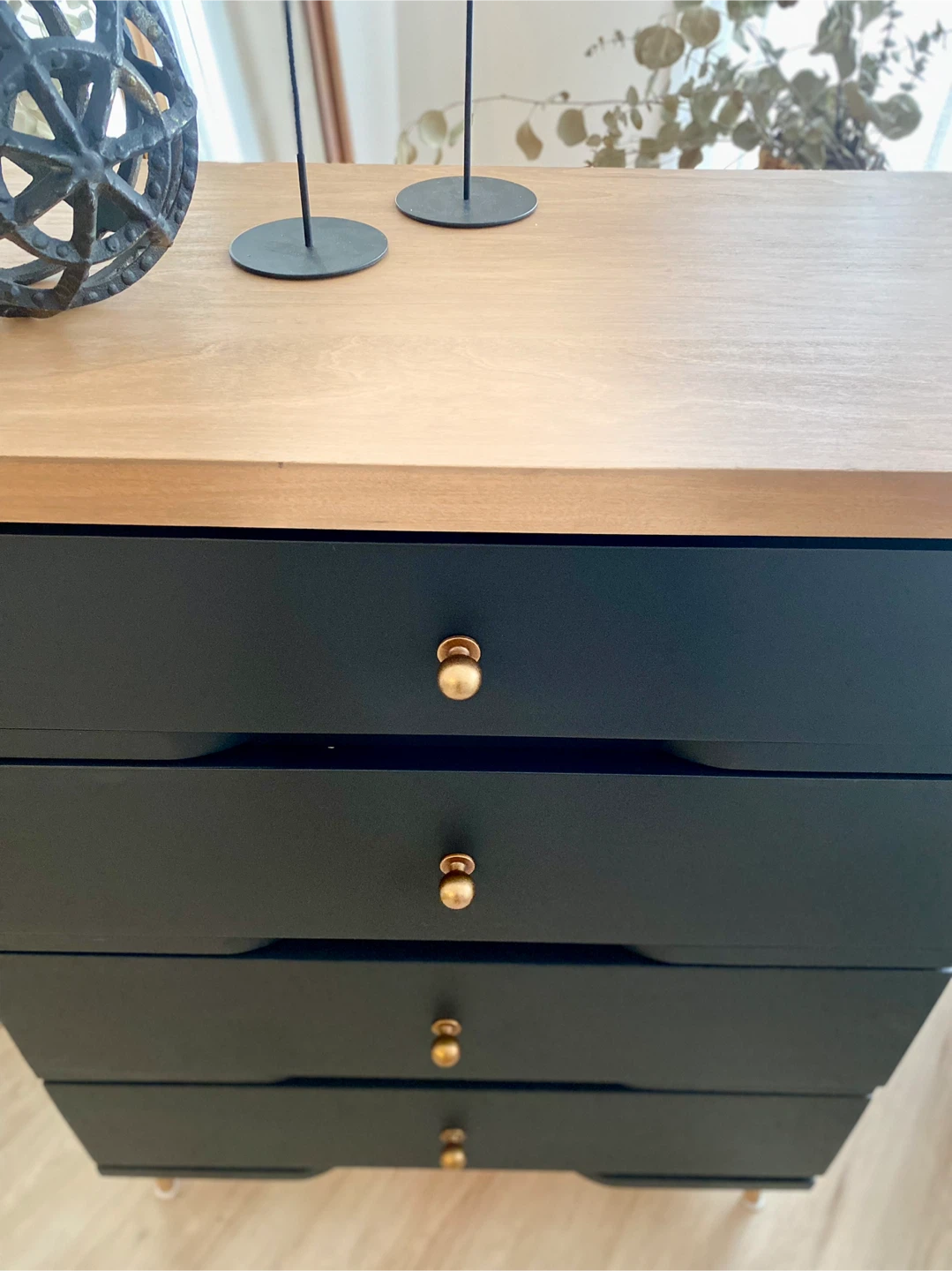 Vintage dresser
