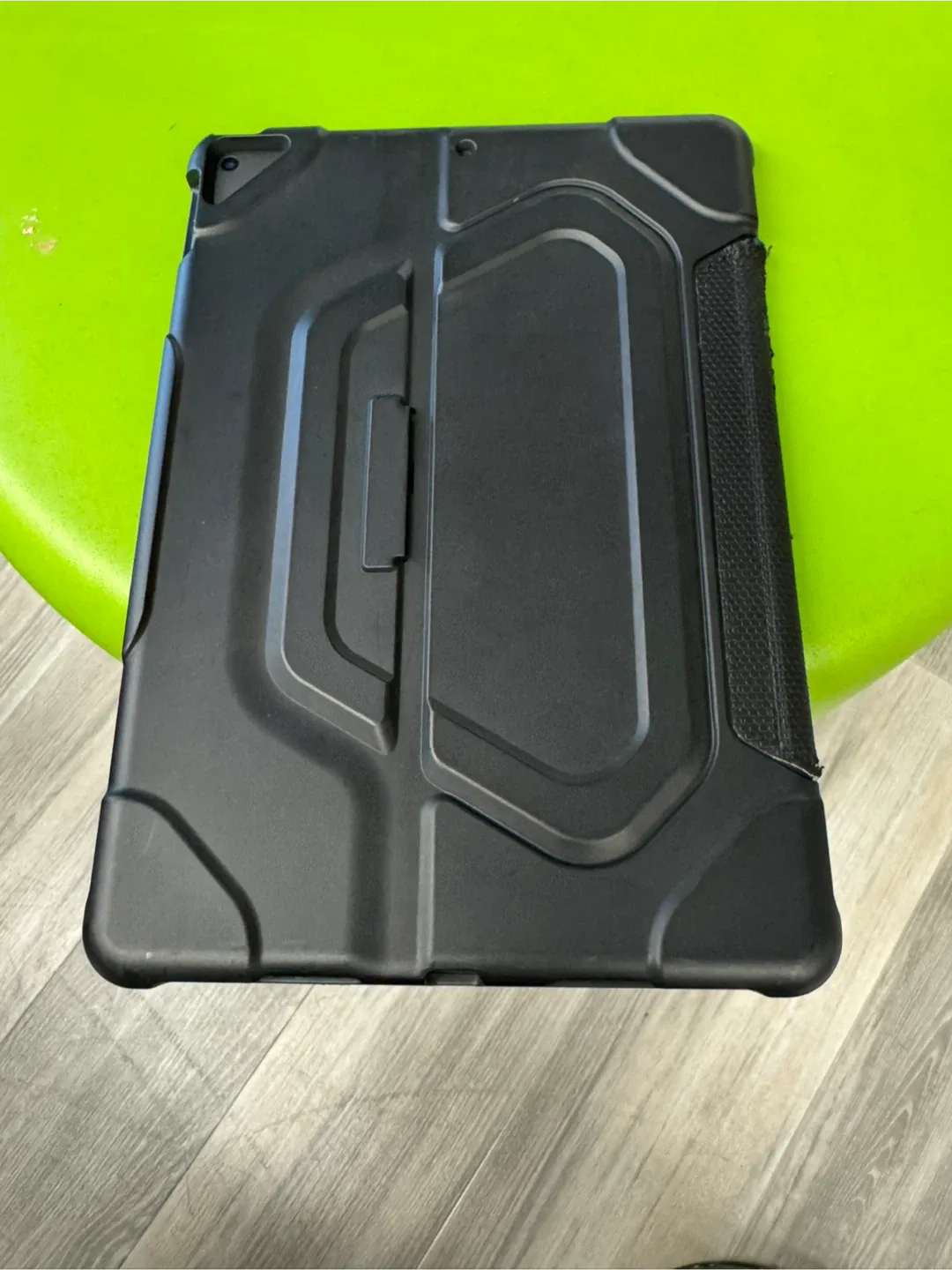 iPad Air 3rd gen 64gb wifi image indicator(3)