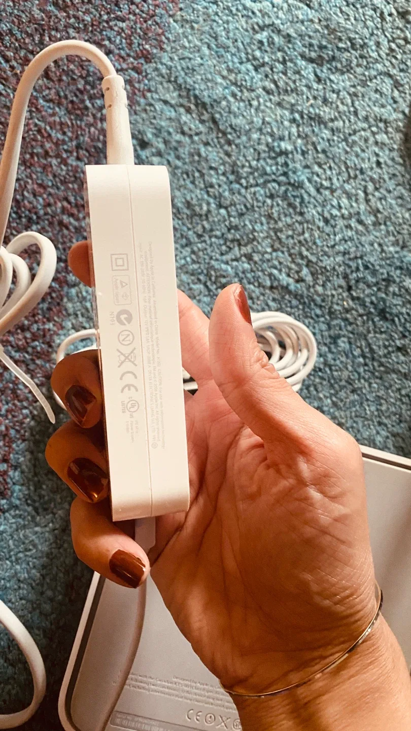 Apple AirPort Extreme A1154 image indicator(4)