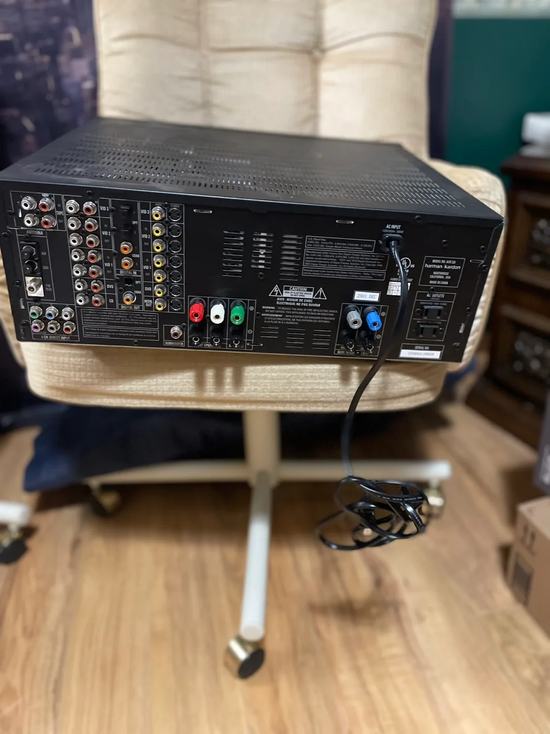 Harman Kardon AVR 220 Audio/Video Receiver image indicator(2)