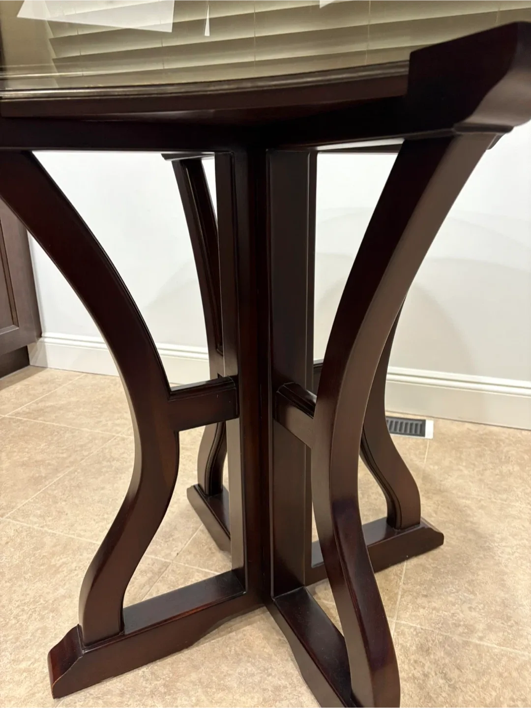 Round Glass Dining Table with Dark Wood Base image indicator(2)