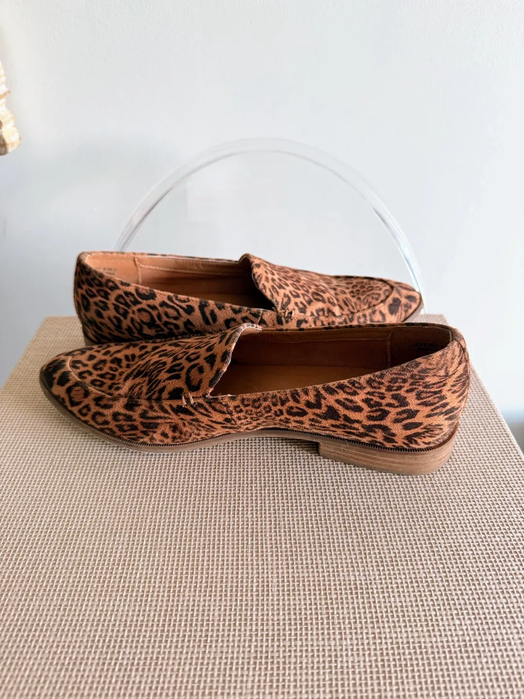 Leopard Print Loafers Size 8 image indicator(3)