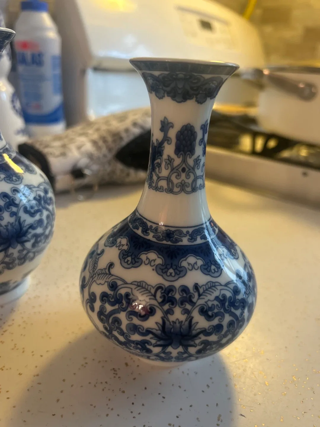 Blue & White Porcelain Bud Vase - Floral Design image indicator(2)