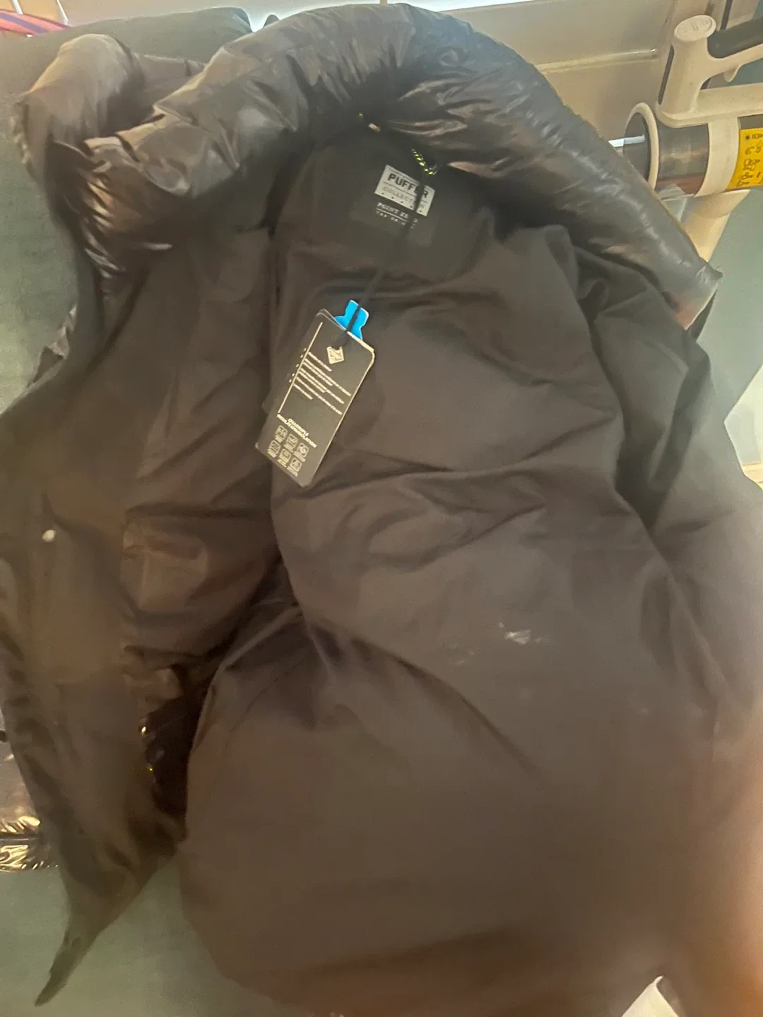 Puffer Jacket - Point Zero image indicator(3)