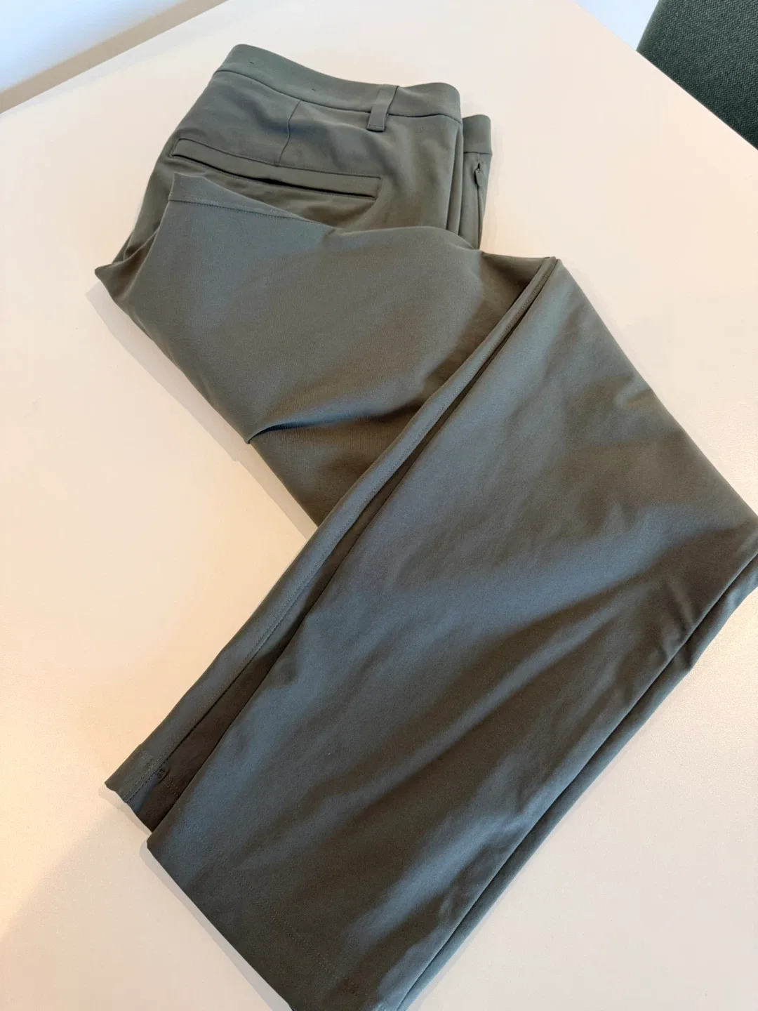 Lululemon Commission Slim Fit Pants 32L - Warpstreme image indicator(5)