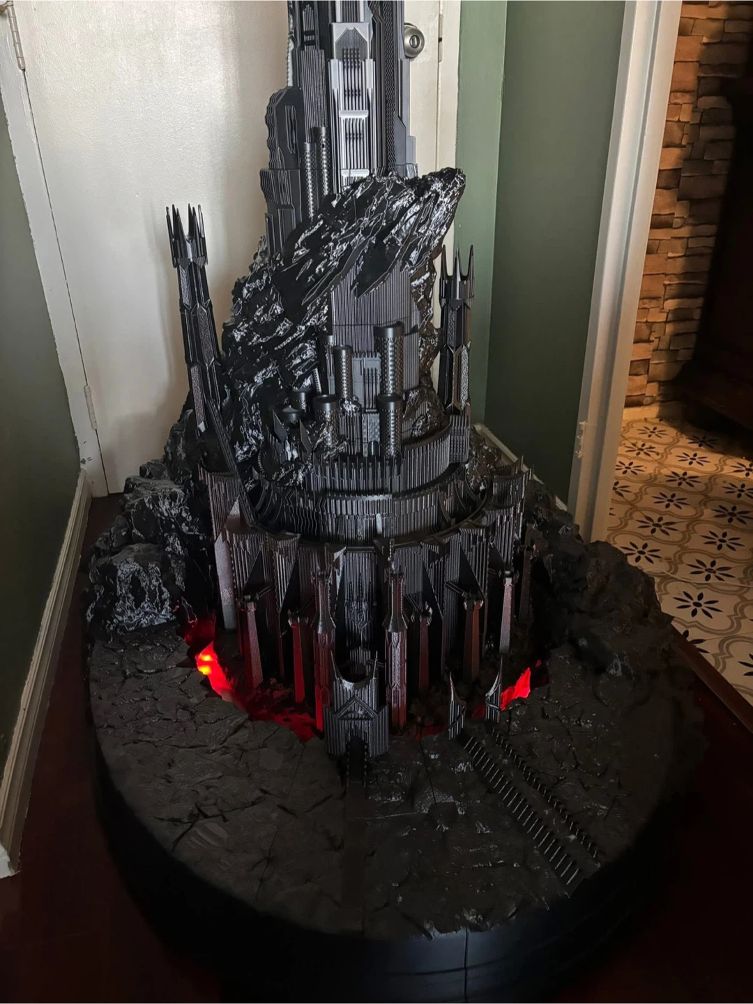 Lord of the Rings Barad-dûr Statue - photo 3