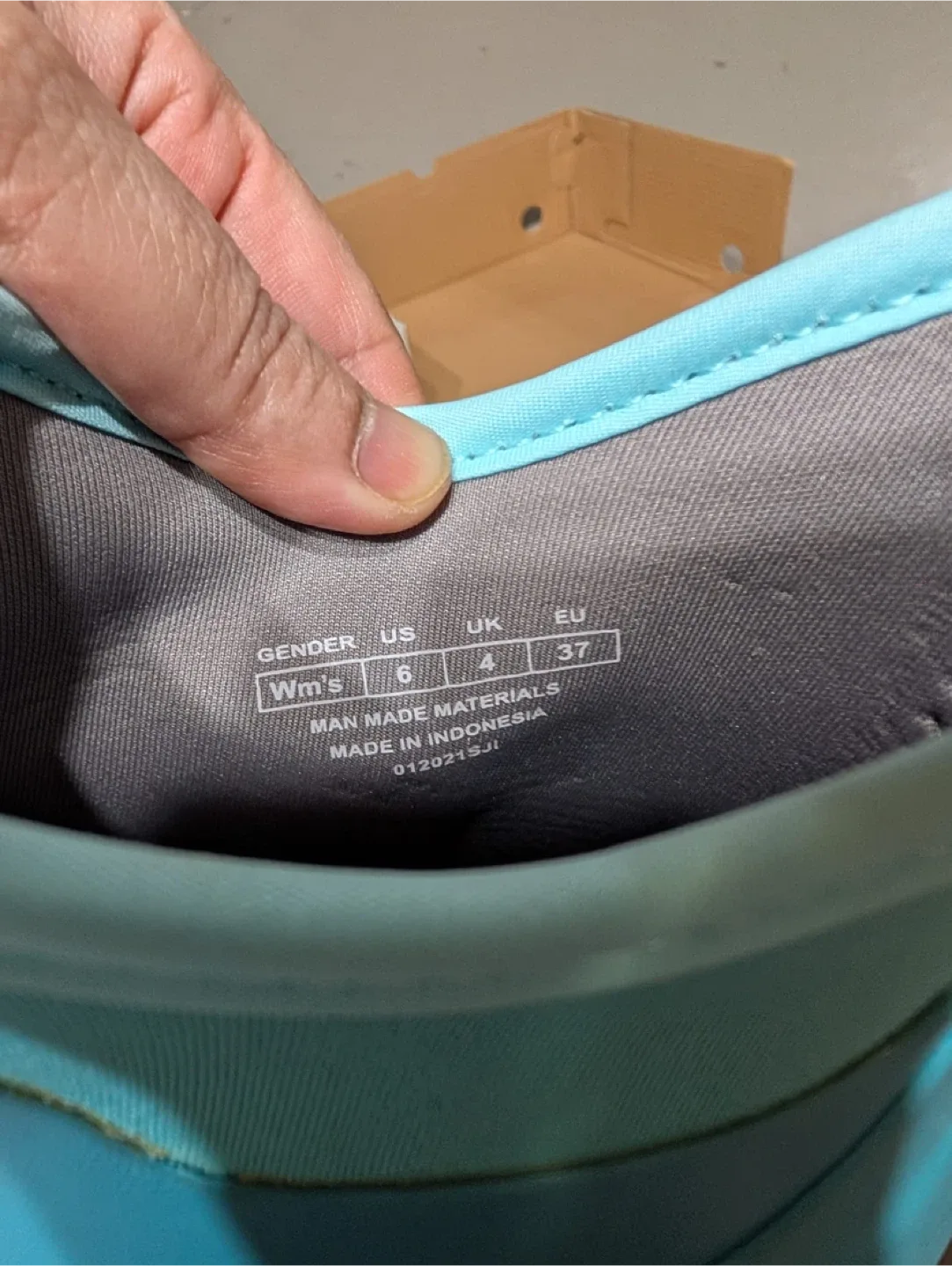 XTRATUF Ankle Deck Boot, Blue Aurora, Size 6 image indicator(2)