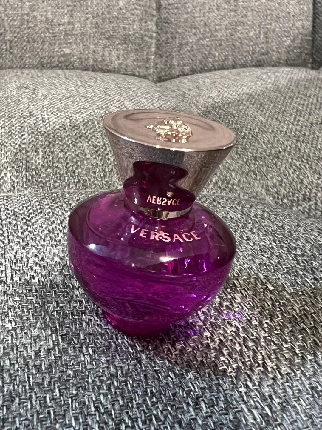 Versace Dylan Purple Eau de Parfum - 5ml thumbnail