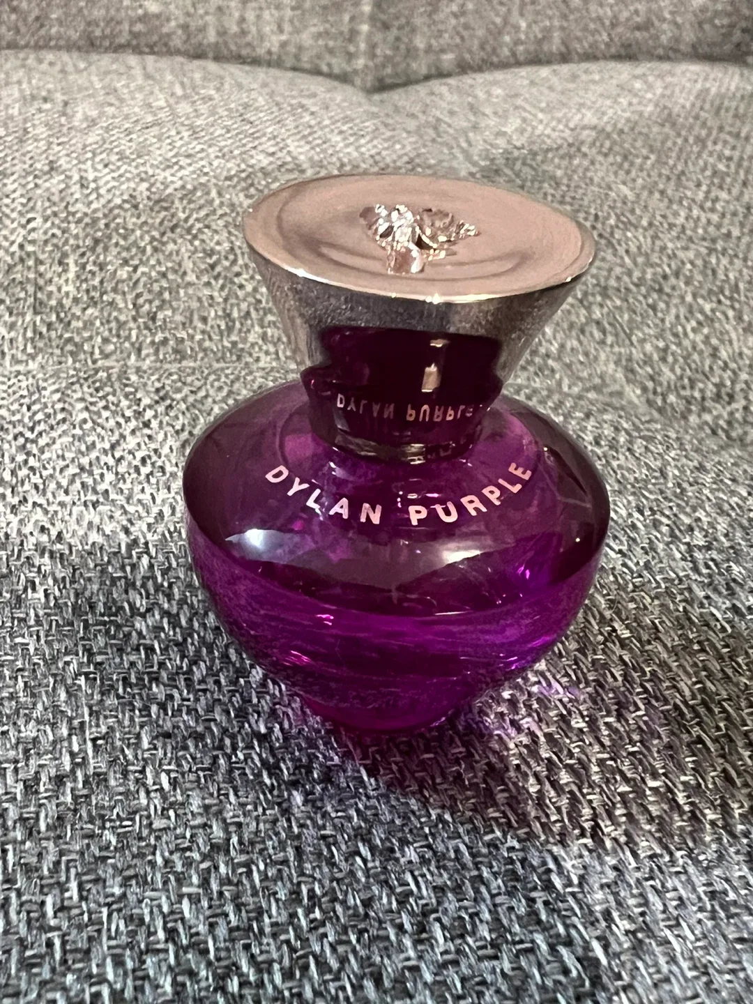 Versace Dylan Purple Eau de Parfum - 5ml image indicator(2)