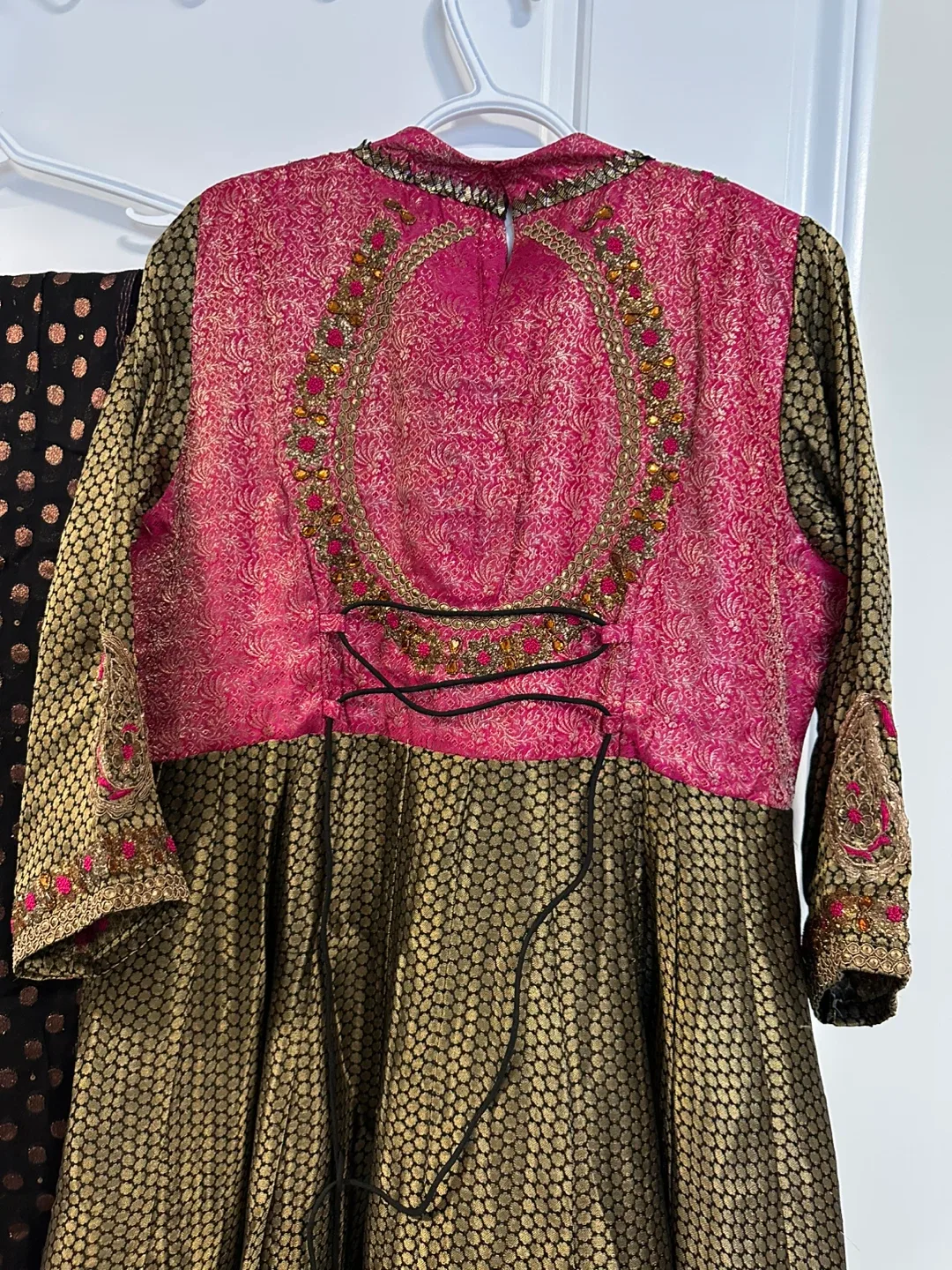 Anarkali with chooridar image indicator(2)