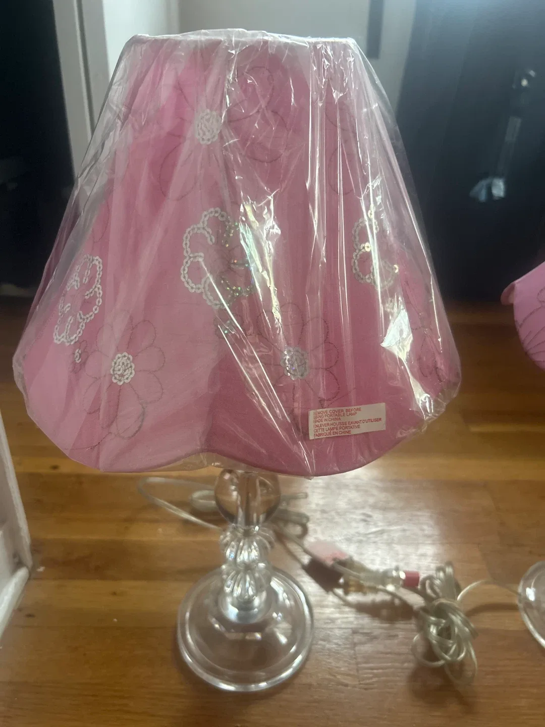 Pink Flower Table Lamp image indicator(2)