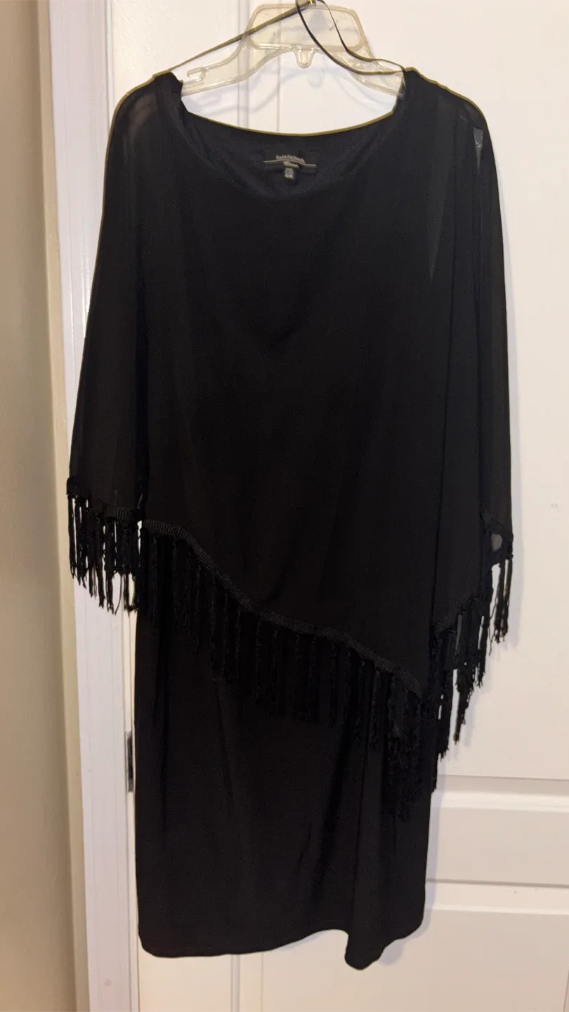 R&M Richards Woman Black Dress - Size 16W thumbnail