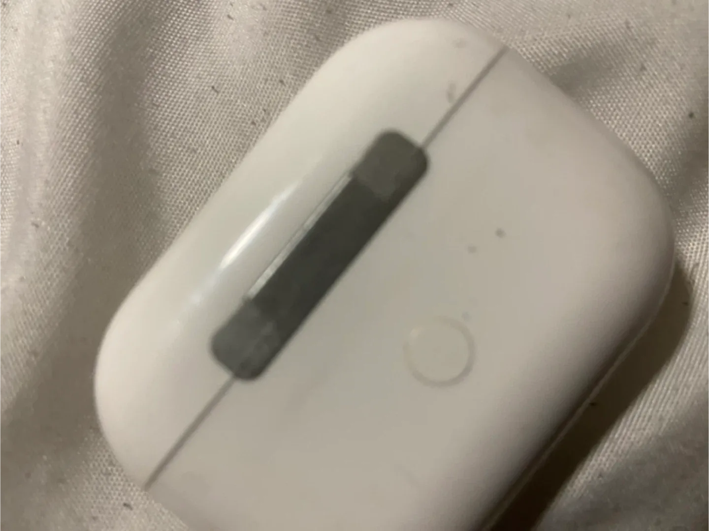 Apple AirPods Pro image indicator(4)