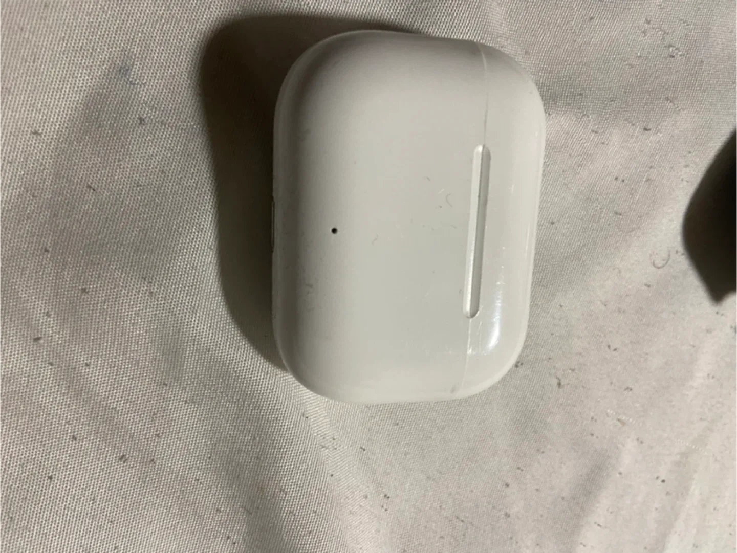 Apple AirPods Pro image indicator(2)