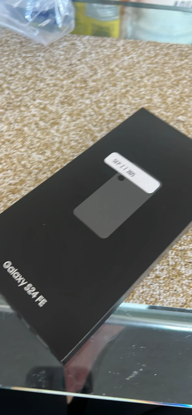 Samsung Galaxy S24 FE 128gb New - photo 2