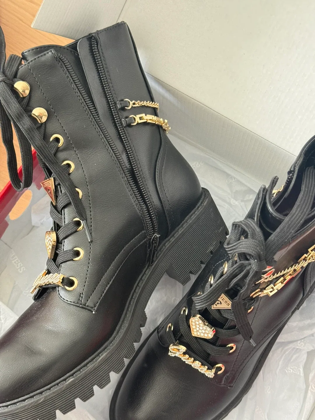 Guess Black Leather Boots image indicator(5)