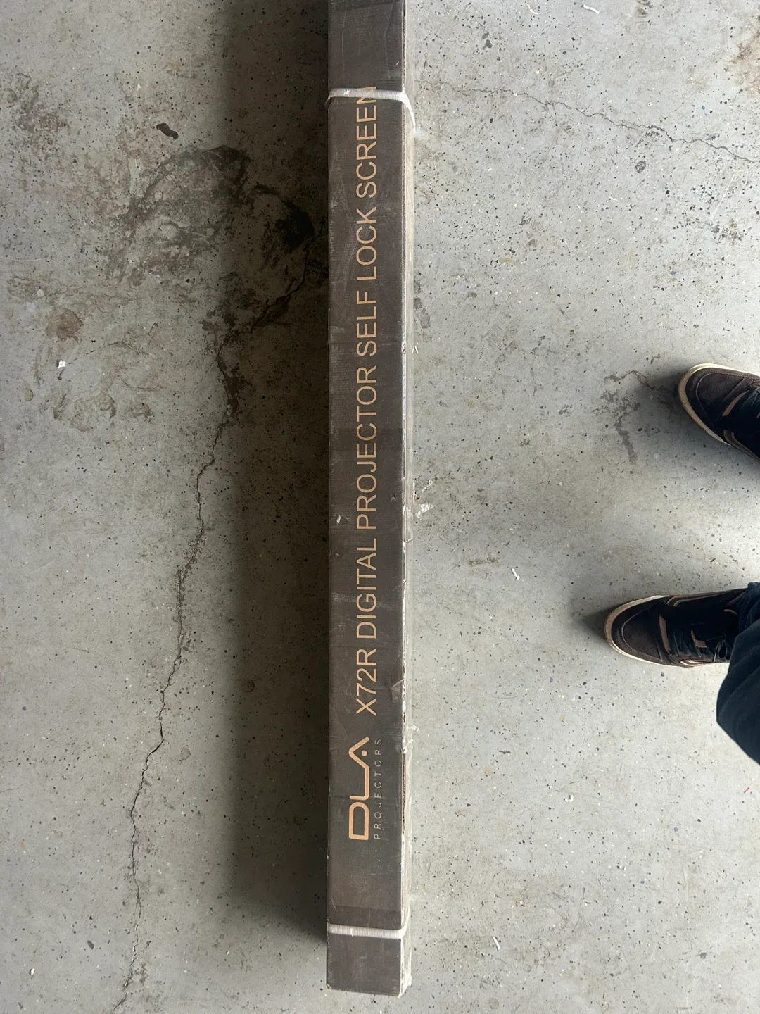 DLA Projector X400R LED 4K HDMI 3D image indicator(3)